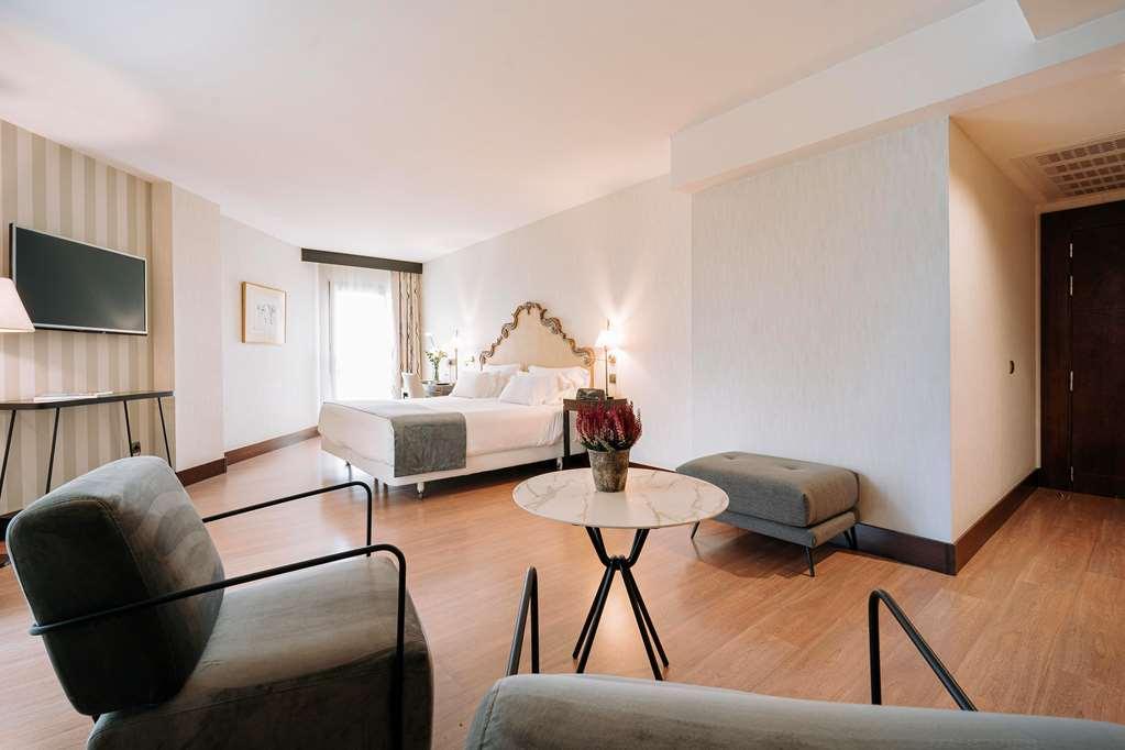 Palacio De Aviles Affiliated By Melia Стая снимка A room at the hotel